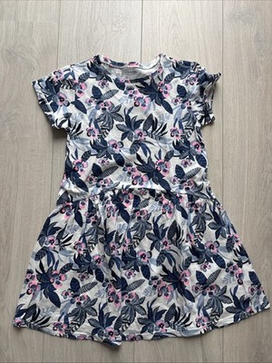Vertbautet Kleid Mädchen Frühling Gr. 140