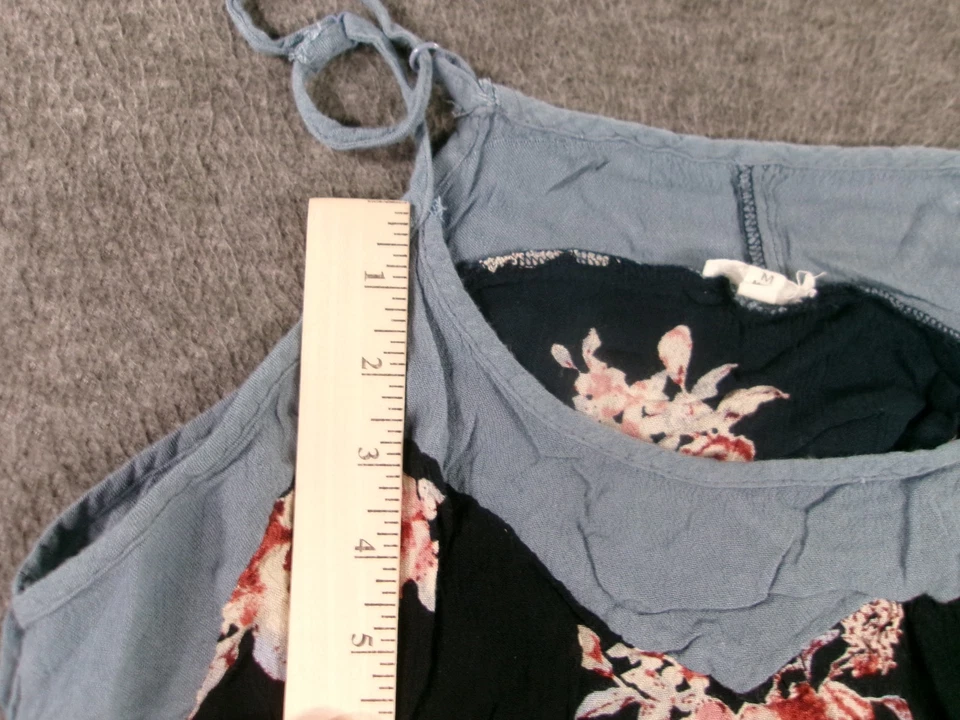 En Creme Romper Women Medium Blue  Floral Beachy Resort Costal Sleeveless - Image 4 of 4