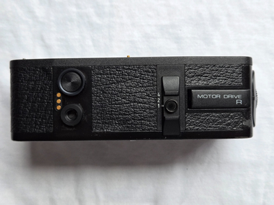 ライカR用 ワインダー LEICA MOTOR WINDER R 14208 Original Leica Motor Winder R for R4, R5, R6, R7, RE (14208) in