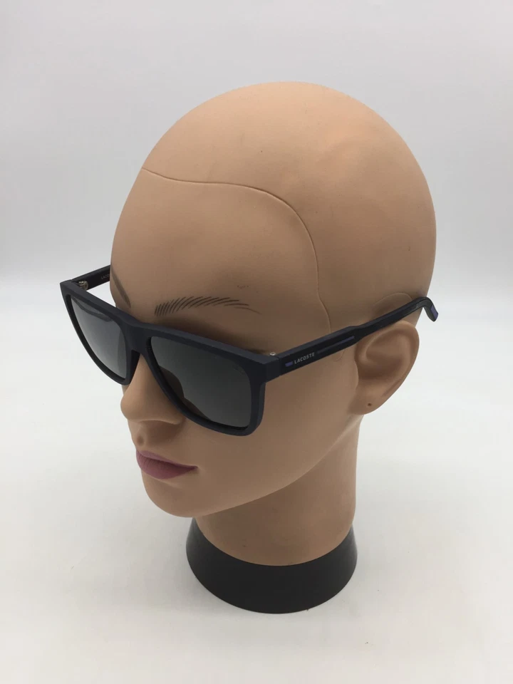 Gafas de sol Lacoste mate con montura azul marino de moda 56-16-143 lentes grises Foto 3 de 4