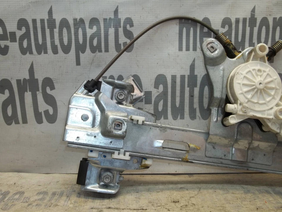 Двигатель регулятора заднего стекла левый для Cadillac CTS 2008-2013 годов выпуска от оригинального производителя - Изображение 2 из 4