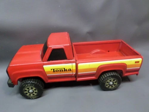 VINTAGE TONKA PICKUP TRUCK - U.S.A. RED FORD - PRESSED STEEL   - 14 1/2"