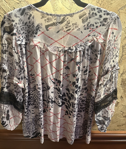 Anthropologie Mathilda BOHO Peasant Top Animal Print Size Extra Small - Picture 12 of 13