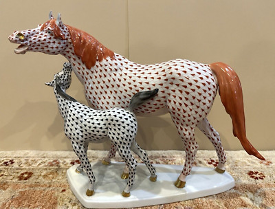Herend XXL Horse Figurine  PONY w/ MOM MARE & FOAL Black + Rust Fishnet ($4695)