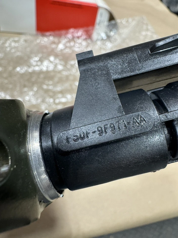 Mercury Sable 1994-1995 Motorcraft DY934 VSS Vehicle Speed Sensor F5DZ-9E731-AA - Image 3 of 4