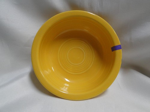 Homer Laughlin Fiesta (Old): Yellow Fruit Bowl, 4 3/4" x 1.5" Tall, As Is - Picture 2 of 15