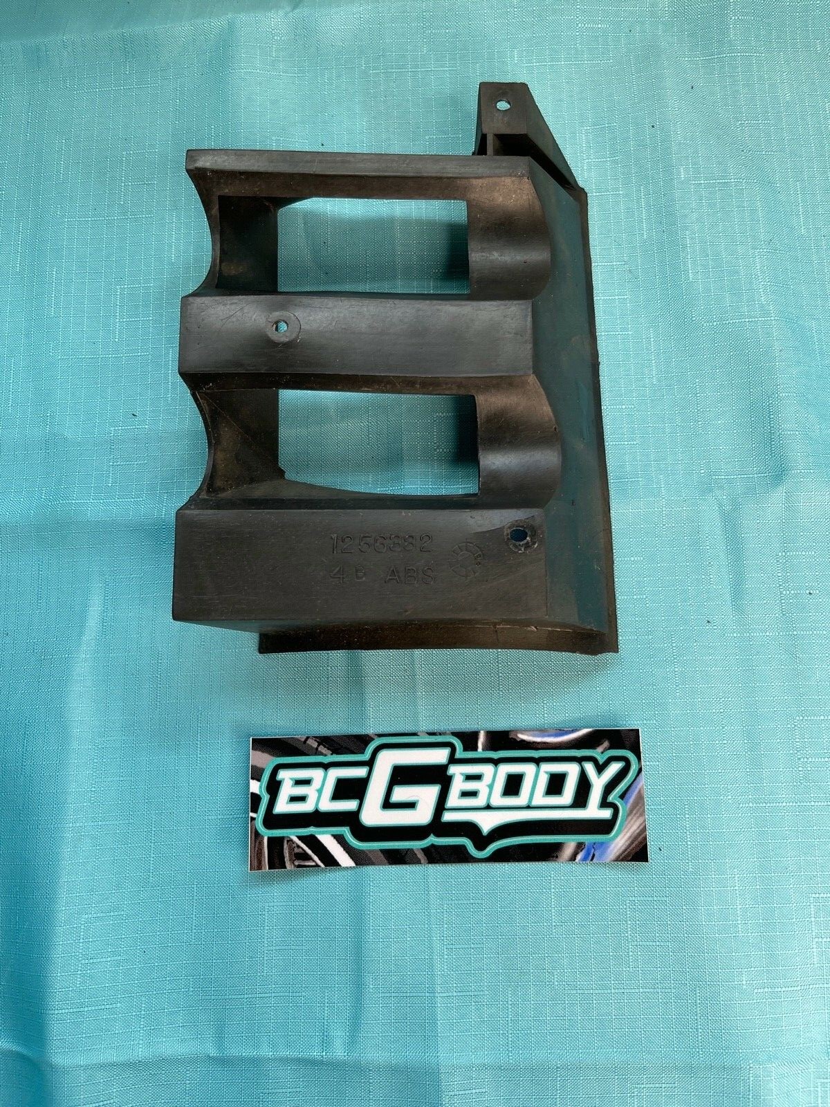 1981 1987 Gbody Regal Cutlass Center Dash HVAC Vent Cover OEM GM