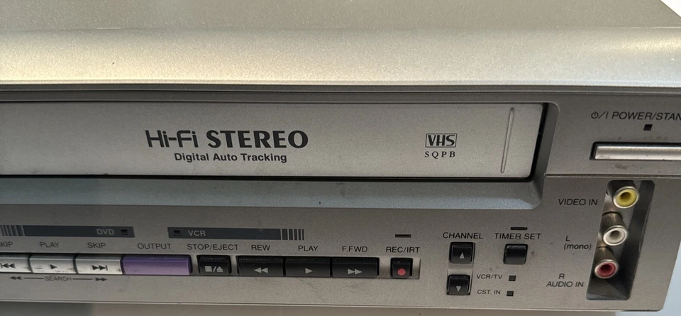 Hitachi DVD VCR Combo DV-PF2U CD-R VHS MP3 Playback Hi-Fi Stereo Tru Surround - Image 2 of 4