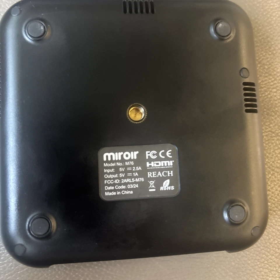 Miroir M76 Projector For Phone/tablet/computer - Image 2 of 4