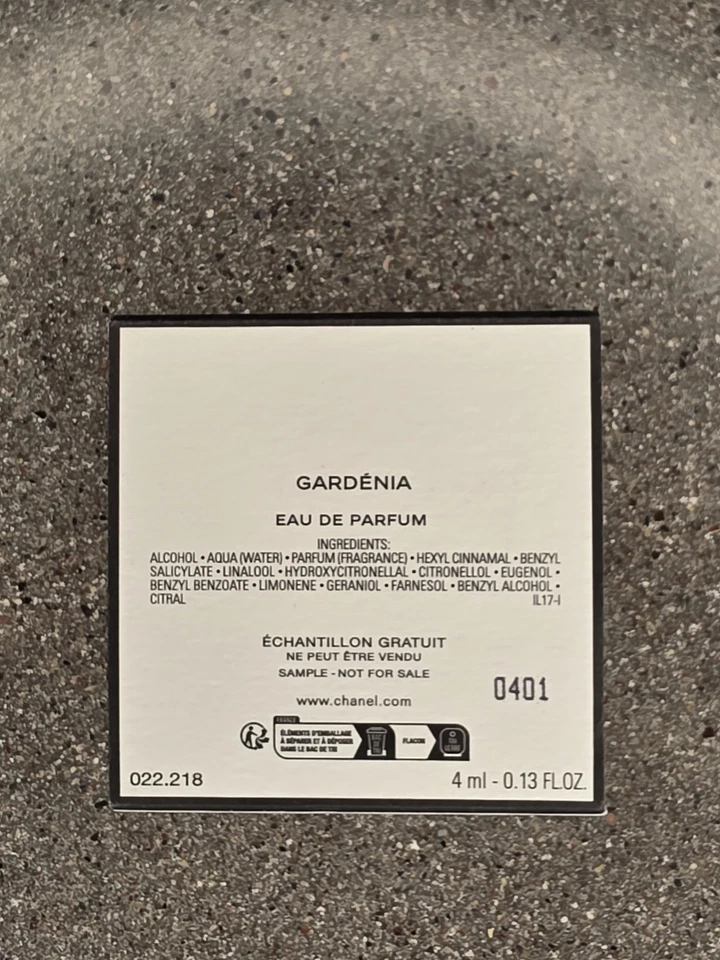 Chanel Gardenia Les Exclusifs Eau de Parfum MINI Splash Dabber .13 oz, 4 ml Nuevo en caja Foto 2 de 2