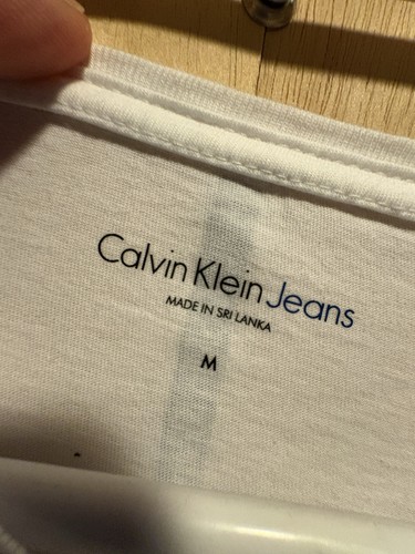 Men's Size Medium White Calvin Klein Jeans Graphic Tee (Never Worn) - Picture 3 of 8