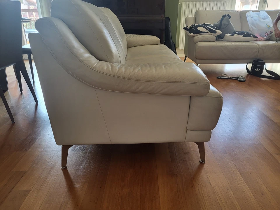 Natuzzi divano pelle, foto 2 di 3