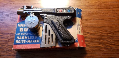 Vintage Super Defense Paper Buster Gun 400 Shot Repeater in Original Box