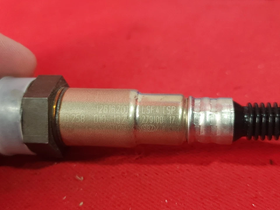 正品通用氧气传感器 12616201 适用于 2010 - 2011 凯迪拉克 CTS 雪佛兰科迈罗 — 第 4/4 张图片