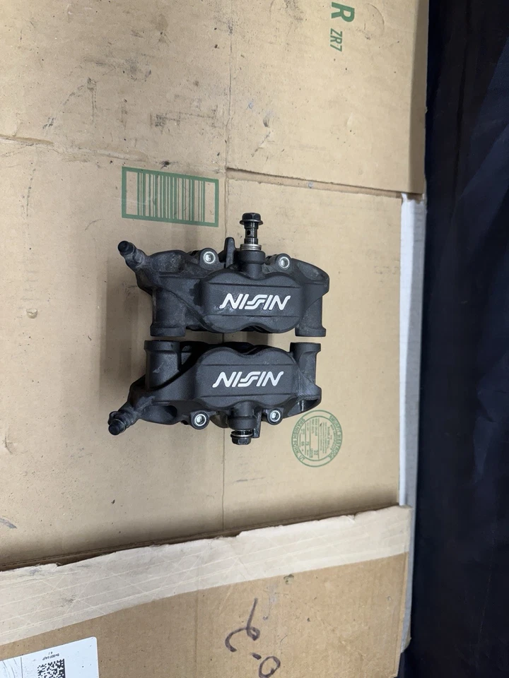 Pinzas de freno delanteras Kawasaki Ninja ZX6R 636 2013-2023 Foto 3 de 4