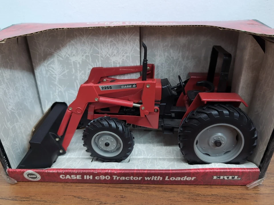 1/16 Ertl Farm Toy Case IH C90 Tractor With Loader 2255  - Image 2 of 3