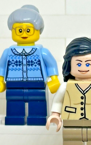 Lego women female minifigures pick a character - Picture 37 of 43