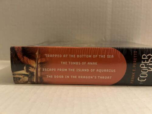 The COOPER KIDS TRAPPED AT THE BOTTOM OF THE SEA, THE TOMBS OF ANAK, ESCAPE FROM - Imagen 5 de 7