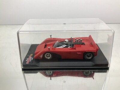 MG VANQUISH S51 MCLAREN SPECIAL ROJO CAN AM SLOT CAR -1:32- GOOD IN SC