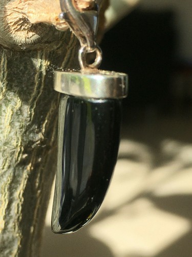 Onyx Eckzahn Anhänger mit Silber von Thomas Sabo - Bild 5 von 10