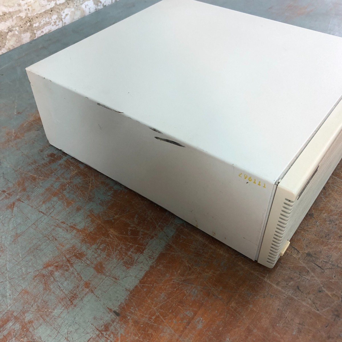 Hewlett Packard HP 9000/300 Workstation Computer w/98622A 98543A