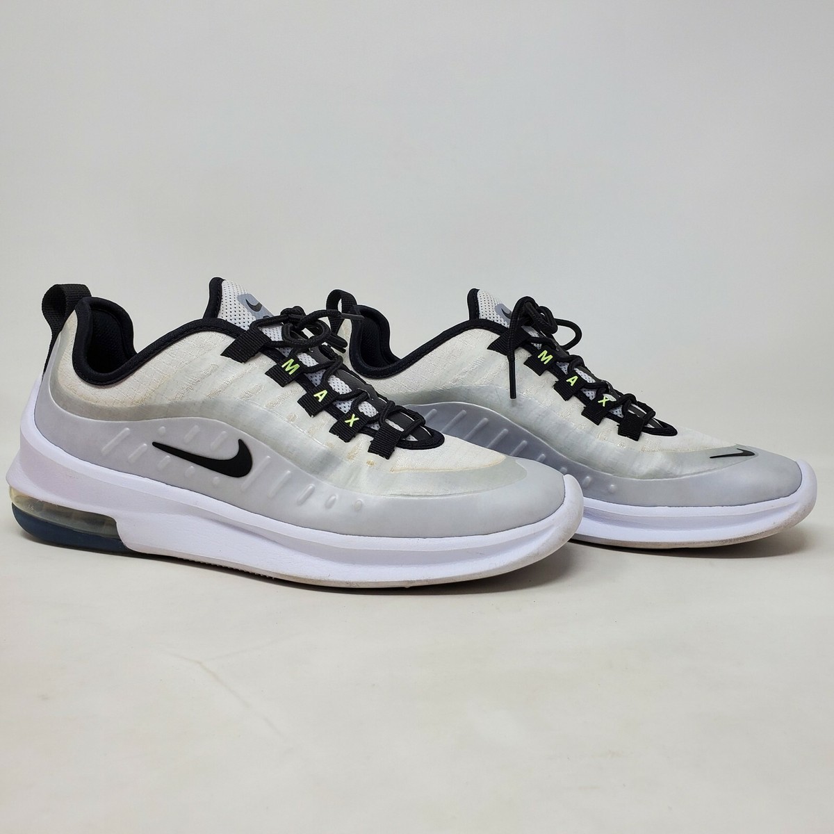 nike air max axis midnight black