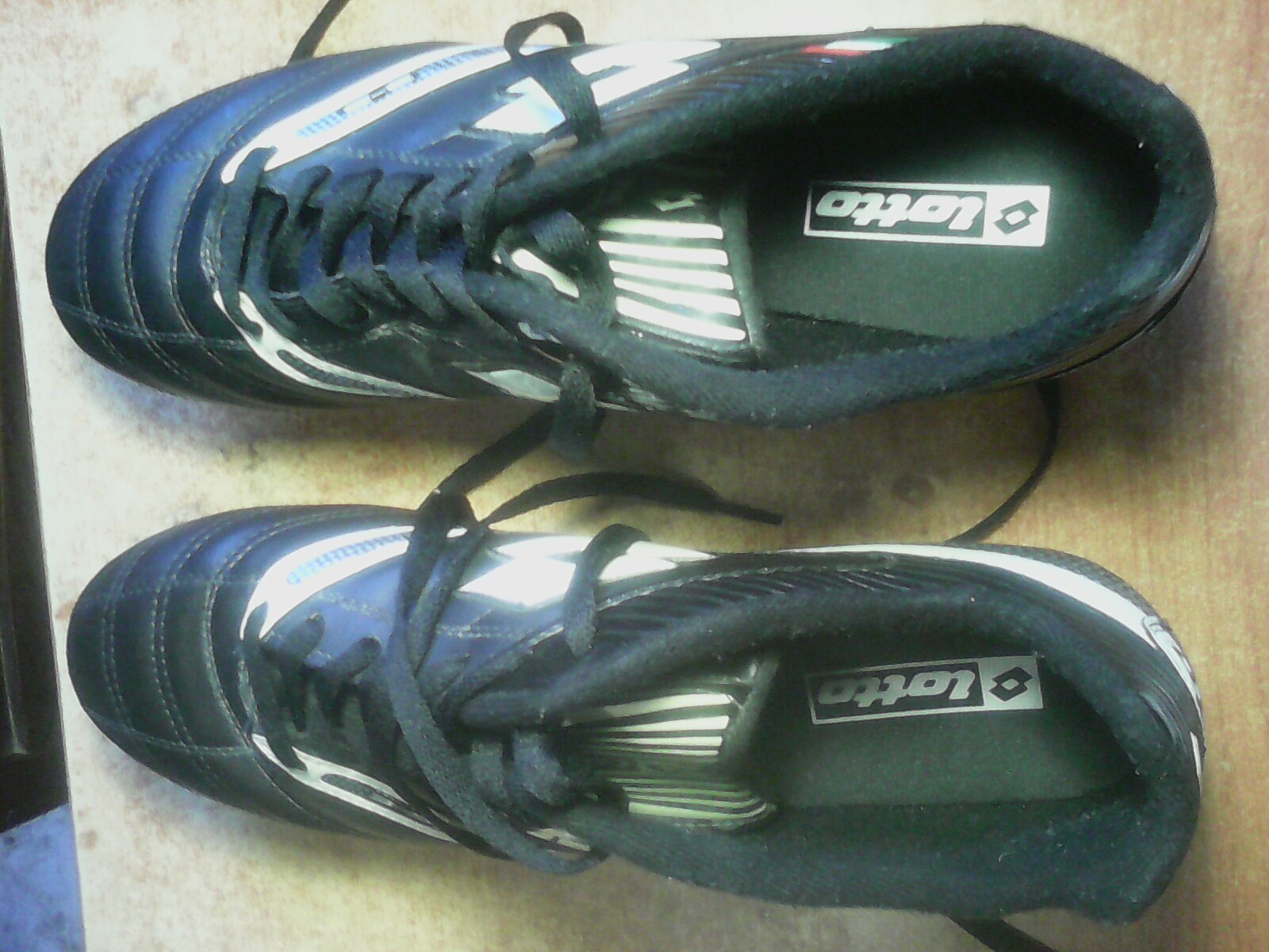 SCARPE VINTAGE DA CALCIO CALCIATORE : ' LOTTO STADIO 90 ' !!!