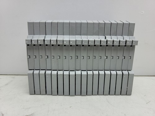 18 Pack Wago 859-805 Gray DC/DC Converter Block 24Vdc In 12Vdc Out 0.5A Used - Picture 10 of 11