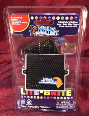 World's Smallest LITE BRITE , Traveling Game Perfect For Long Trips ￼