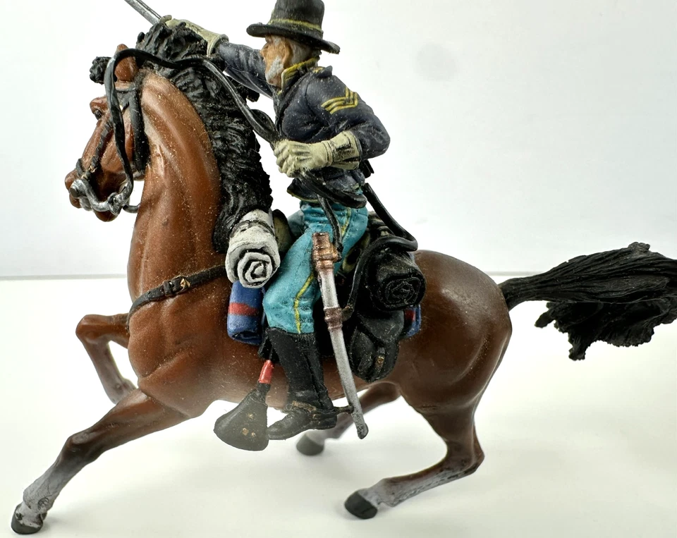 Forces of Valor Union Cavalrymen Painted 1:32 Scale Toy Soldier Lot of 3 - Image 2 of 4