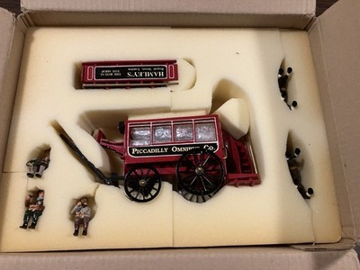 Trophy of Wales Town & Country Set No.C90V Winter Holiday Horse Drawn London Bus
