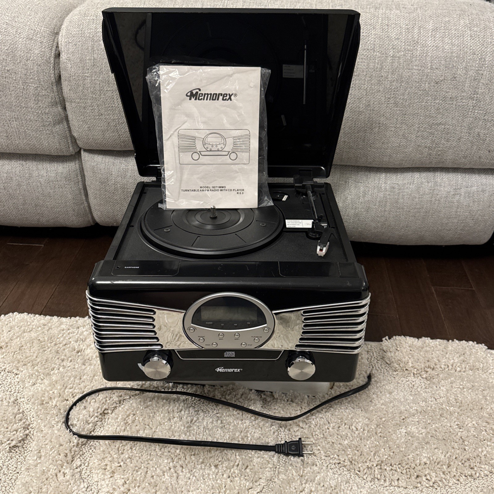 New! Memorex Black Retro Turntable AM/FM Radio, Record & CD 