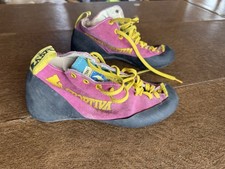 Lasportiva Vintage Climbing Shoe.  “Climbing On The Moon”. Enduro Model.  Size 7