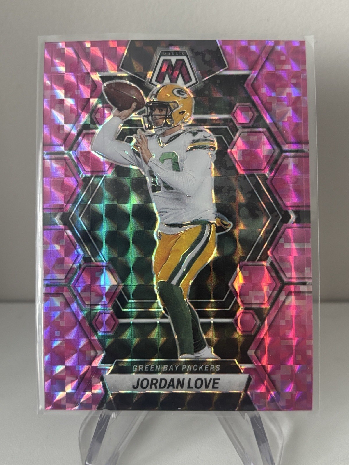 2023 Panini Mosaic - Jordan Love #83 Camo Pink Mosaic Prizm