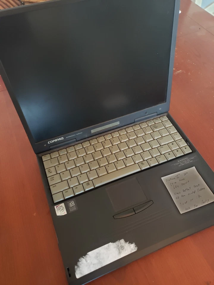 RARE Compaq Armada 6500 AS IS, with power plug - Image 2 of 3