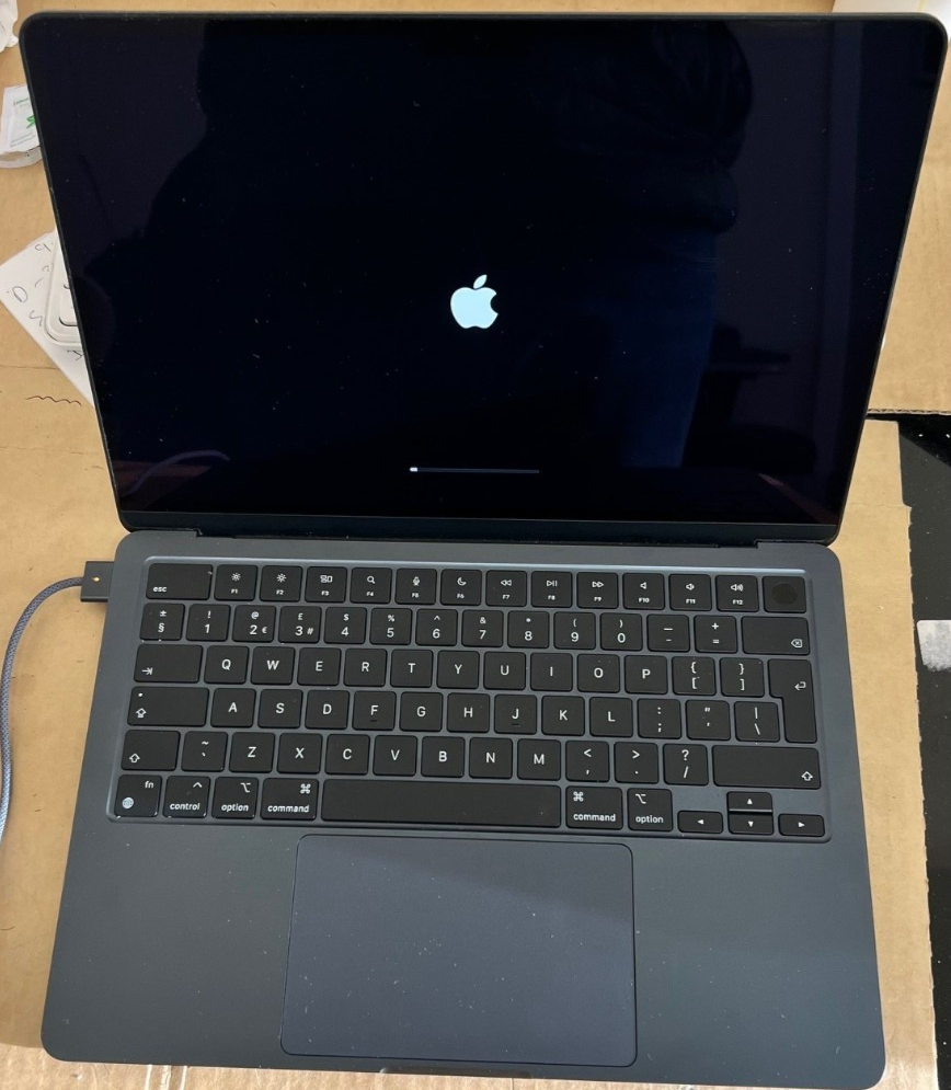 APPLE Laptop MacBook Air 13.6"" (2024) M3 8GB A3113 256GB SSD Midnight L77KV2QM4P
