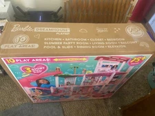 Barbie GNH53 Dreamhouse with Wheelchair Accessible Elevator-Pink