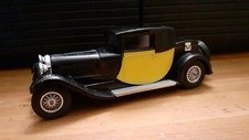 Voiture collection 1/ 43   matchbox Bugatti type 44  1928