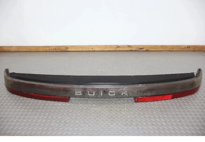 88-91 Buick Reatta Rear Complete Tail Light Lights Lamps (Hazey Lens) Tested - Image 2 of 4