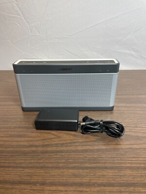 Bose SoundLink III 414255 Silver Bluetooth Wireless Portable Speaker System