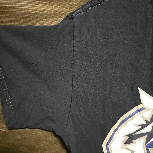 Vancouver Canucks T Shirt Mens Medium Blue Official NHL Hockey, Pre Owned, READ - Picture 5 of 8