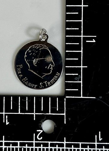 Sterling Silver President Harry S. Truman Oval 925 Pendant Charm Engraved ‘75 - Picture 7 of 8