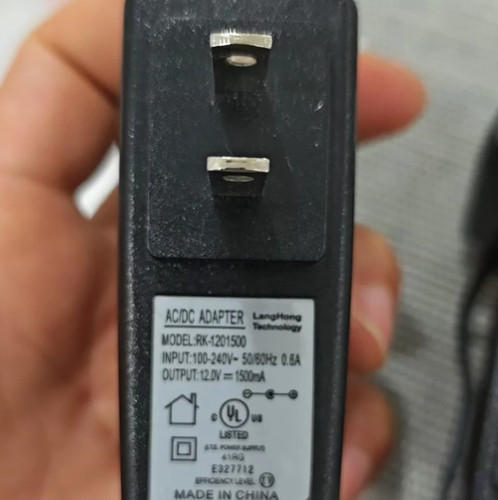 RK-1201500 3.5*1.35 12V 1500mA Netzteiladapter Ladegerät Für Monitor