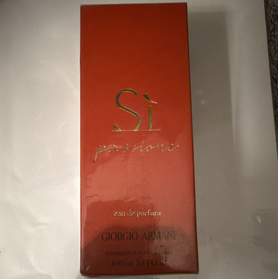 Giorgio Armani Si Passione Eau de Parfum Spray Regular Size 3.4 fl oz
