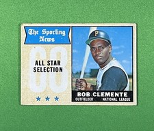 Top 10 Roberto Clemente Baseball Cards 23