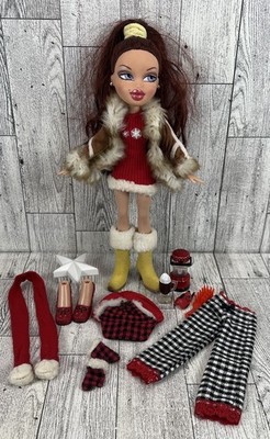 Vintage Bratz Campfire Winter Adventure Phoebe Original Outfit MGA 2001