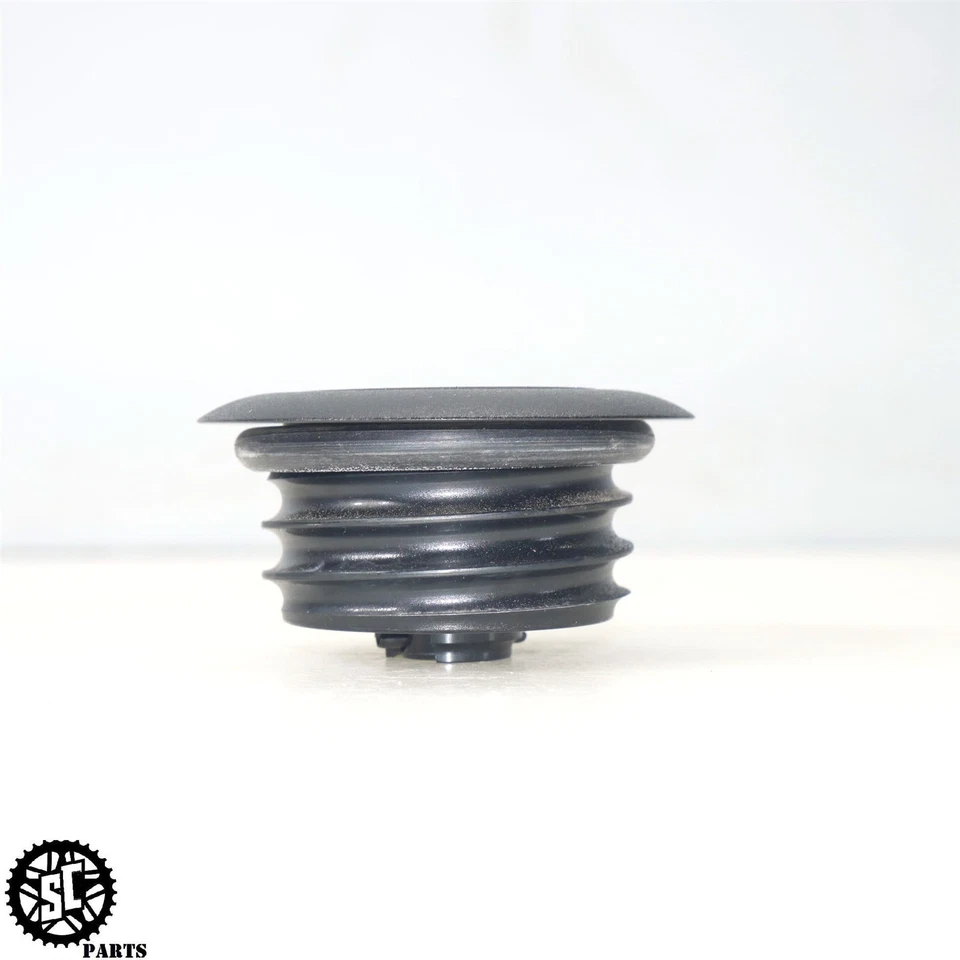 Harley Davidson Sportster 1200 2012 tapa de gasolina plegable negra arruga Foto 3 de 4