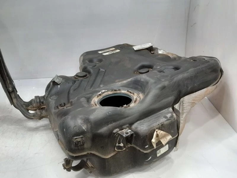 Conjunto de tanque de combustible Volkswagen Opt 1E4 para GTI Jetta Golf Rabbit OEM 1K0201055AL Foto 2 de 4