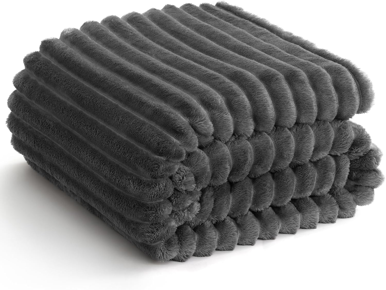 Plaid couverture polaire 150x200 cm pour stopper le froid dans votre lit double