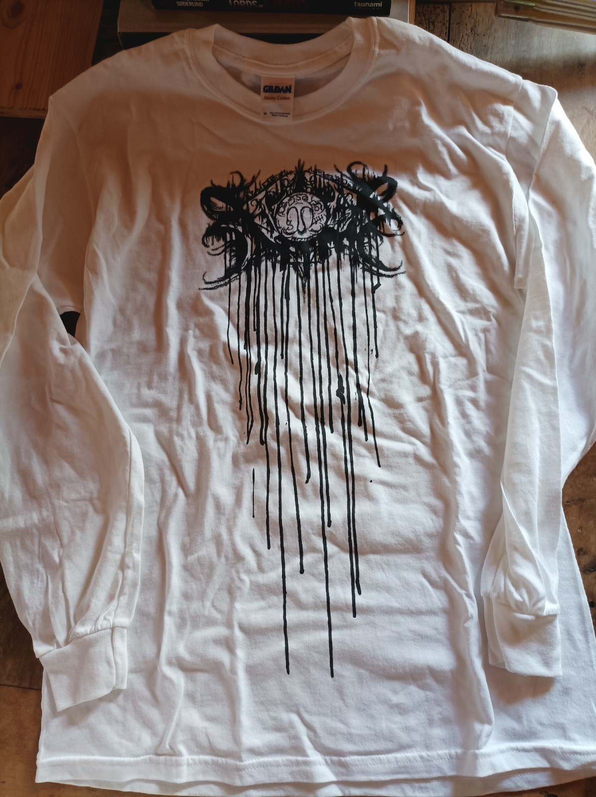 Xasthur crying logo.Gildan label.mid 2000.Medium.personal collection.not used